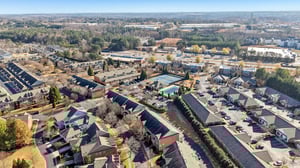 Baverton Dr-S1712-056.jpg