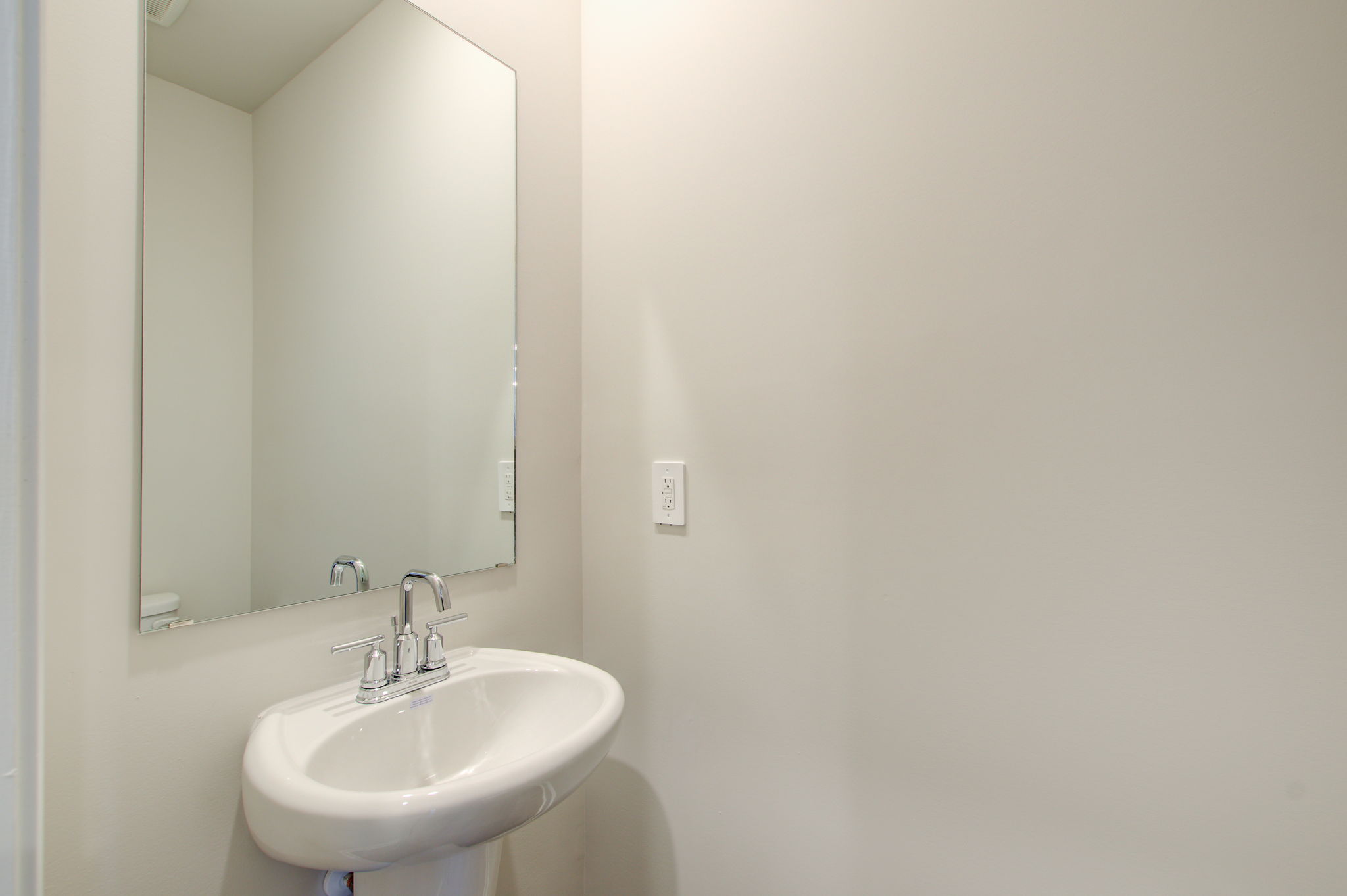 6 Powder Room