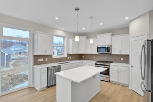  4268 Woodland Cove Pkwy, Minnetrista, MN 55331, US Photo 15