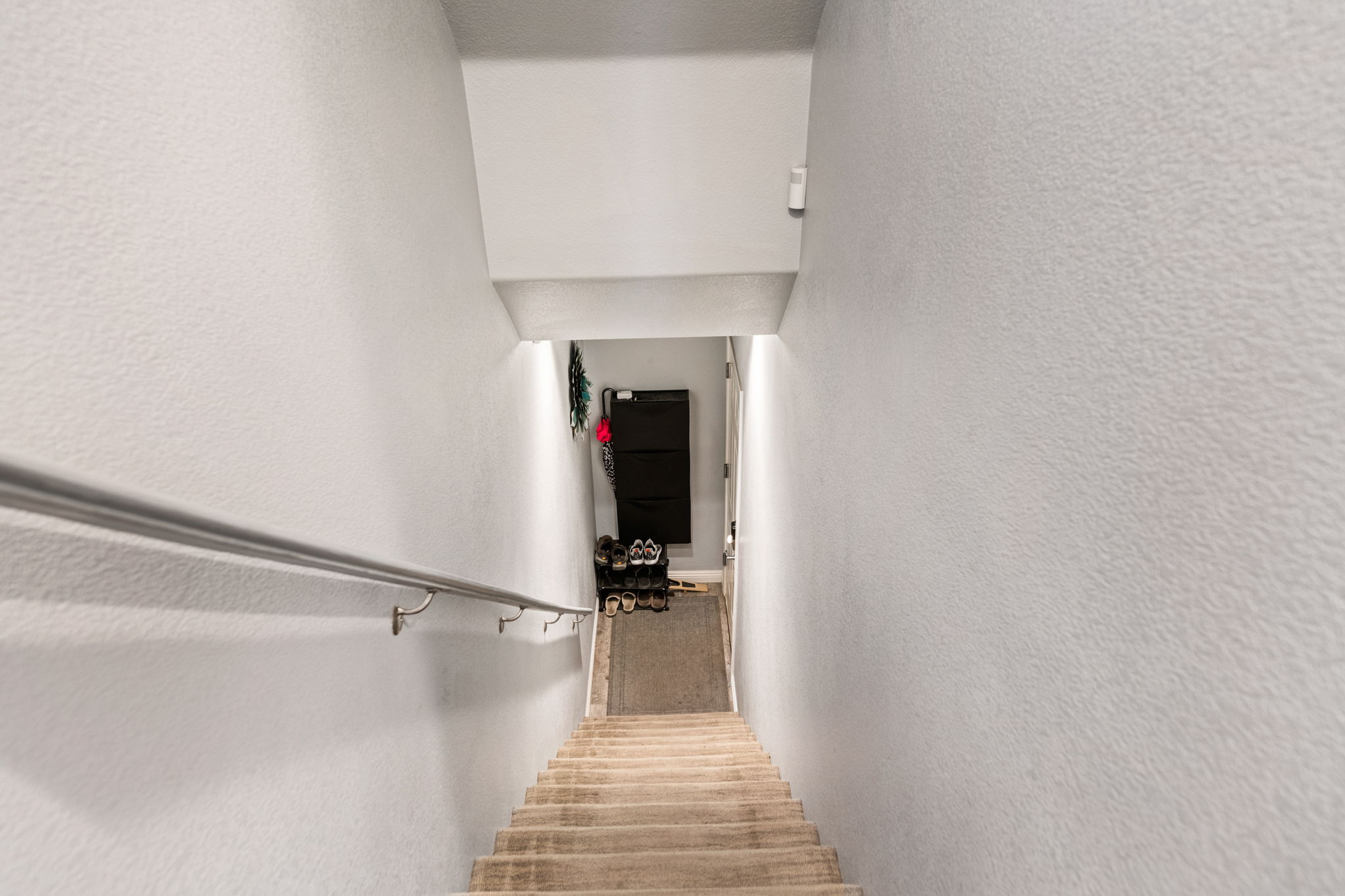  Photo 33