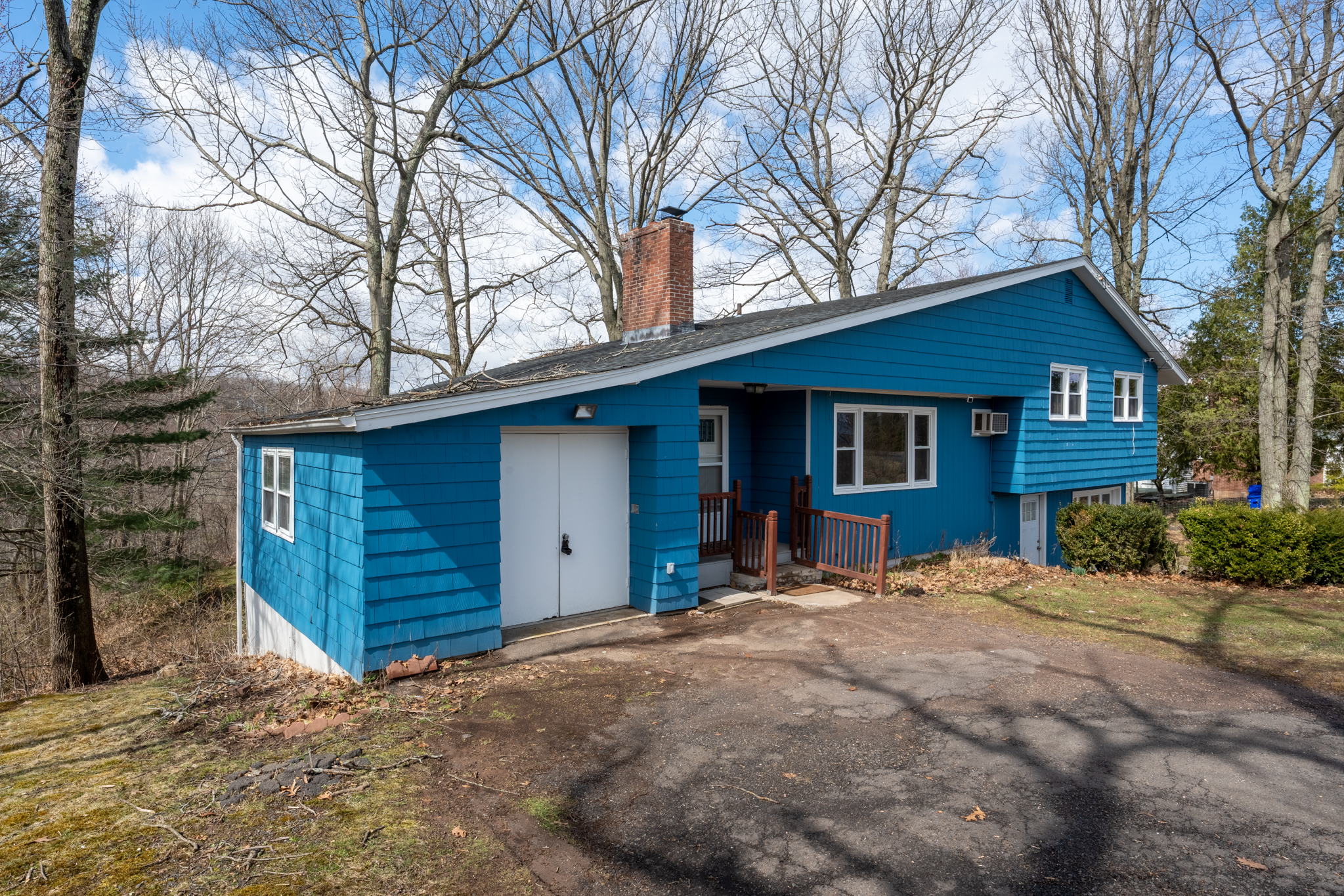 427 Ballfall Rd, Middletown, CT 06457, USA Photo 2