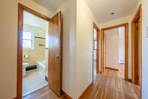 427 Ballfall Rd, Middletown, CT 06457, USA Photo 28
