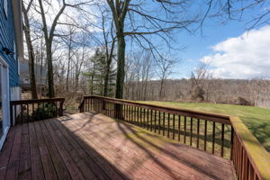 427 Ballfall Rd, Middletown, CT 06457, USA Photo 8