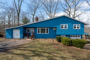 427 Ballfall Rd, Middletown, CT 06457, USA Photo 0