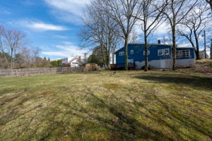 427 Ballfall Rd, Middletown, CT 06457, USA Photo 6