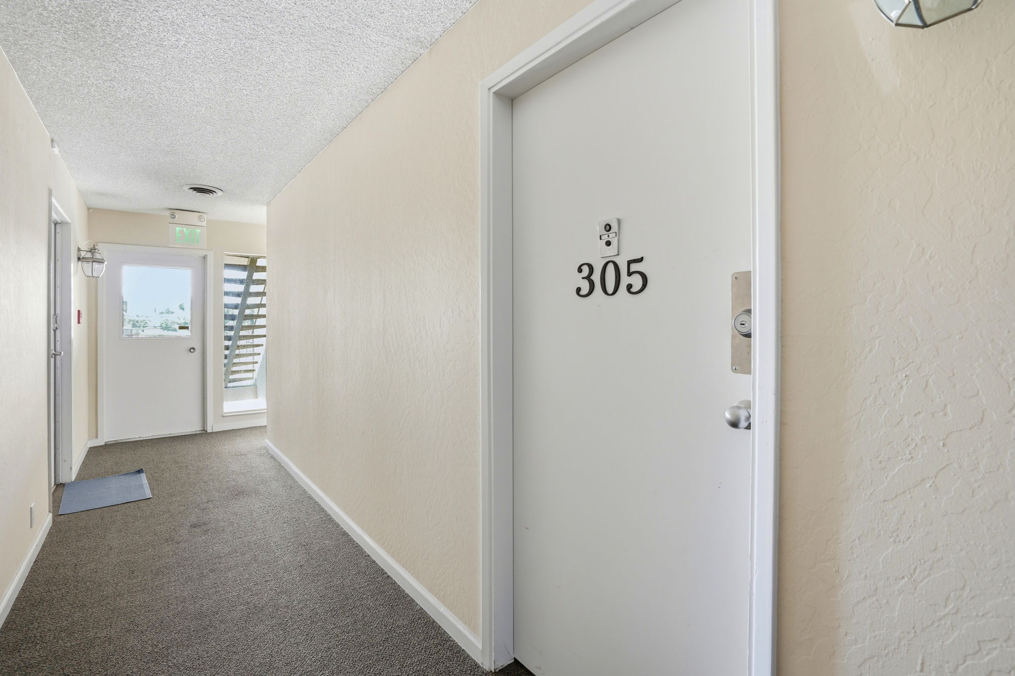 006_F8_427 Lagunitas Ave 305