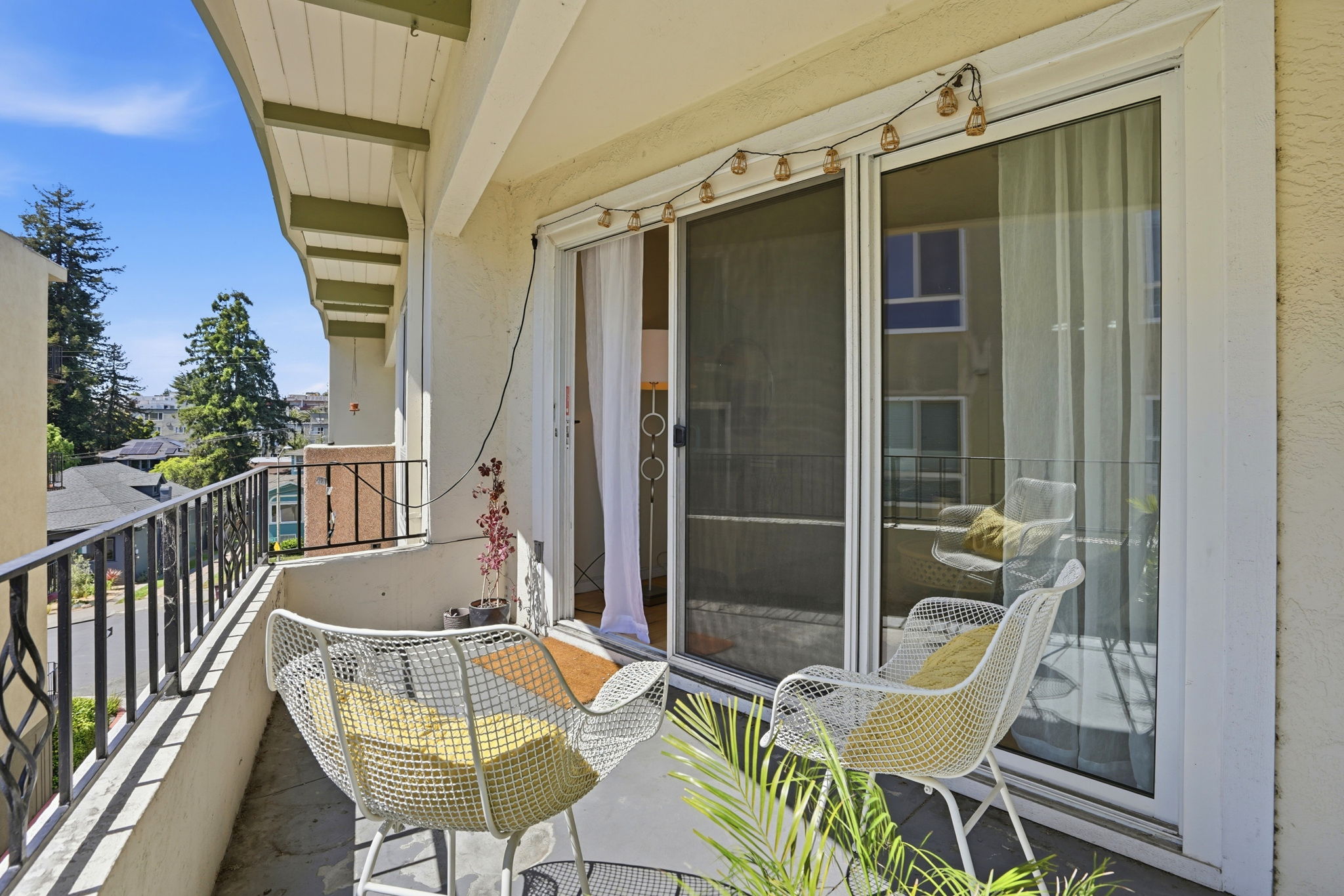 029_F8_427 Lagunitas Ave 305