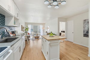 014_F8_427 Lagunitas Ave 305