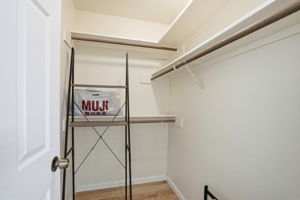020_F8_427 Lagunitas Ave 305