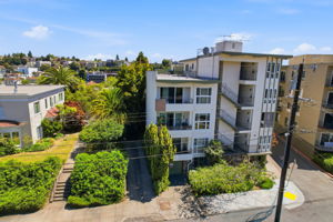 003_F8_AERIAL_427 Lagunitas Ave