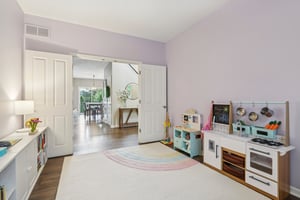 Quincy Pl-1806-031.jpg