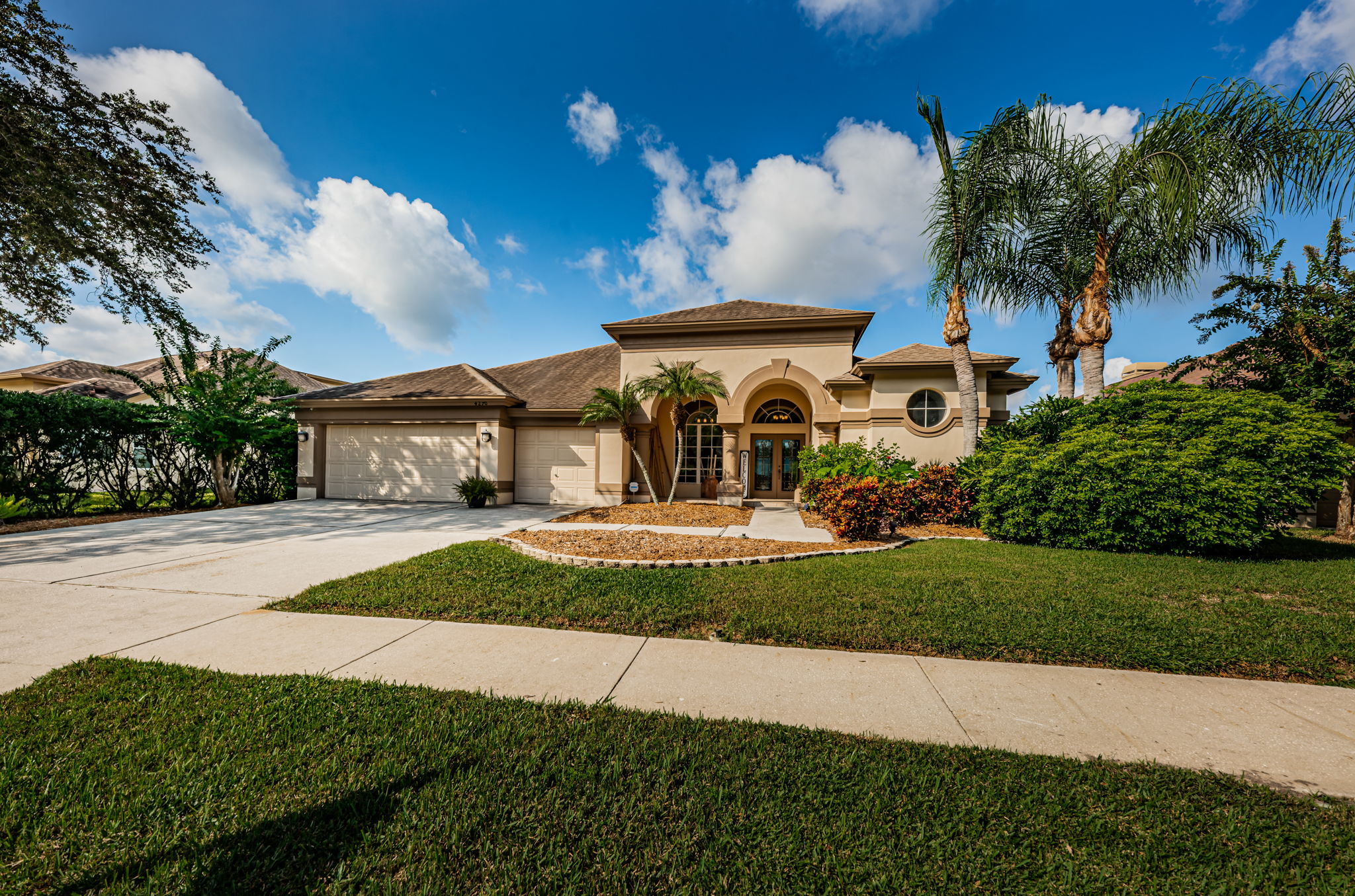 Front Exterior2
