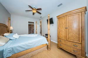 Master Bedroom1b