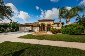 Front Exterior2