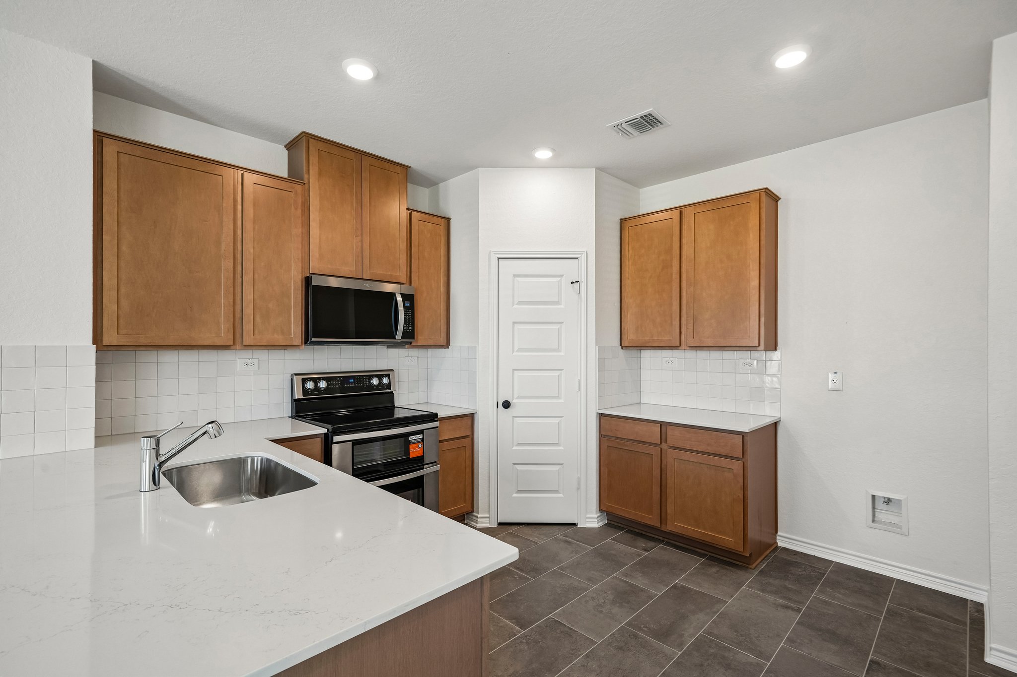Harper Lee Ln-S2410-013r.jpg
