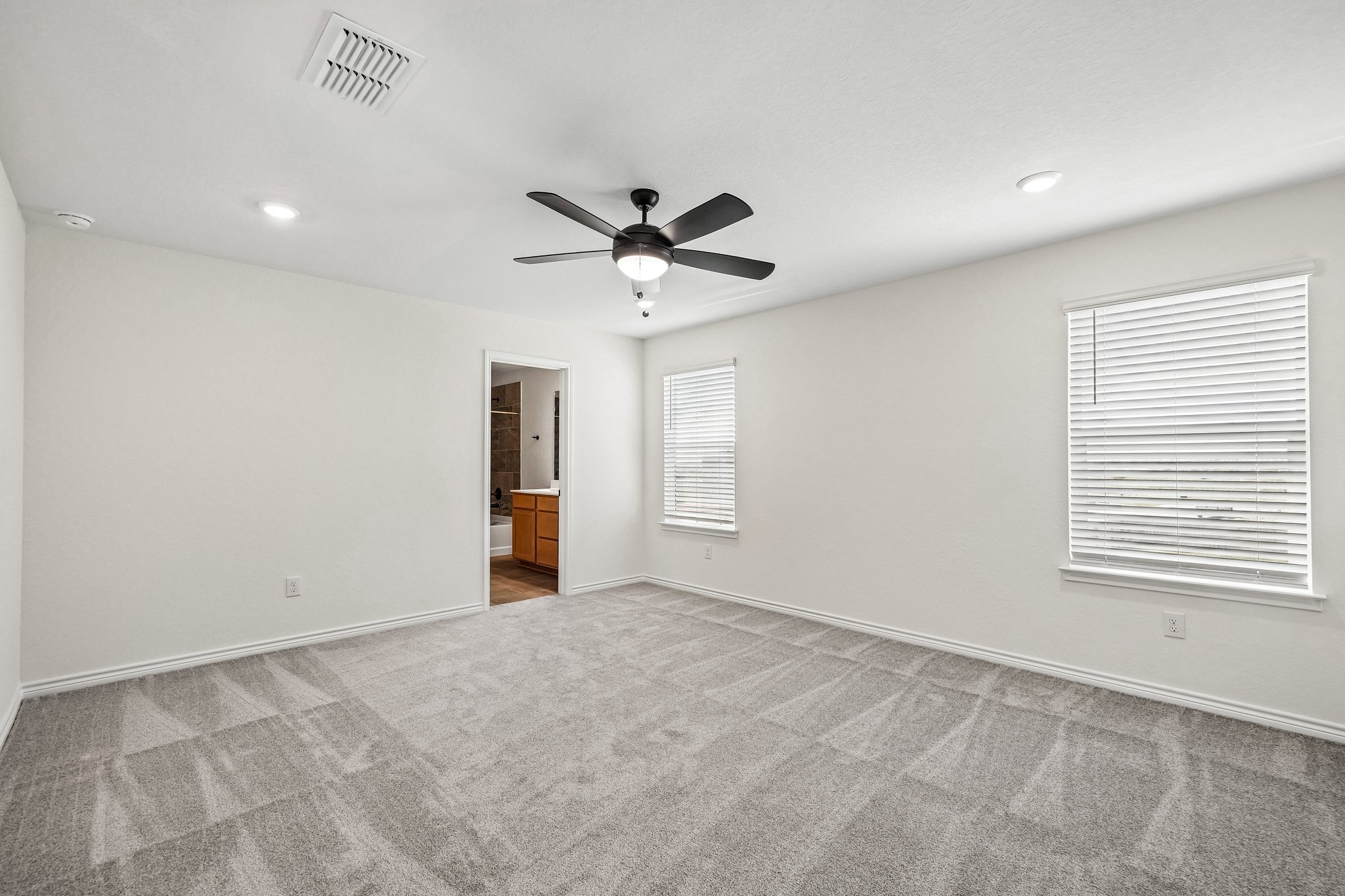 Harper Lee Ln-S2410-018r.jpg