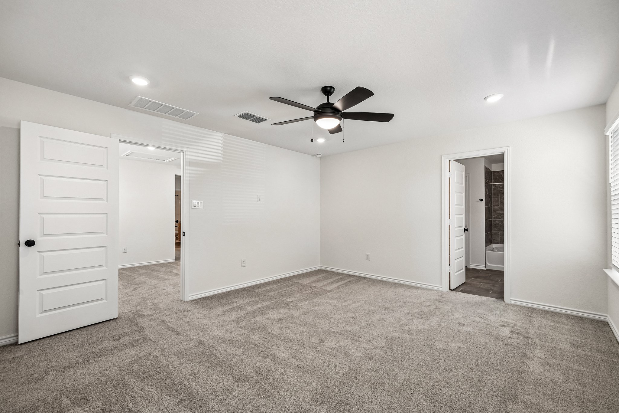 Harper Lee Ln-S2410-019r.jpg