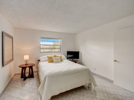 NW 40th St Apt 313-019