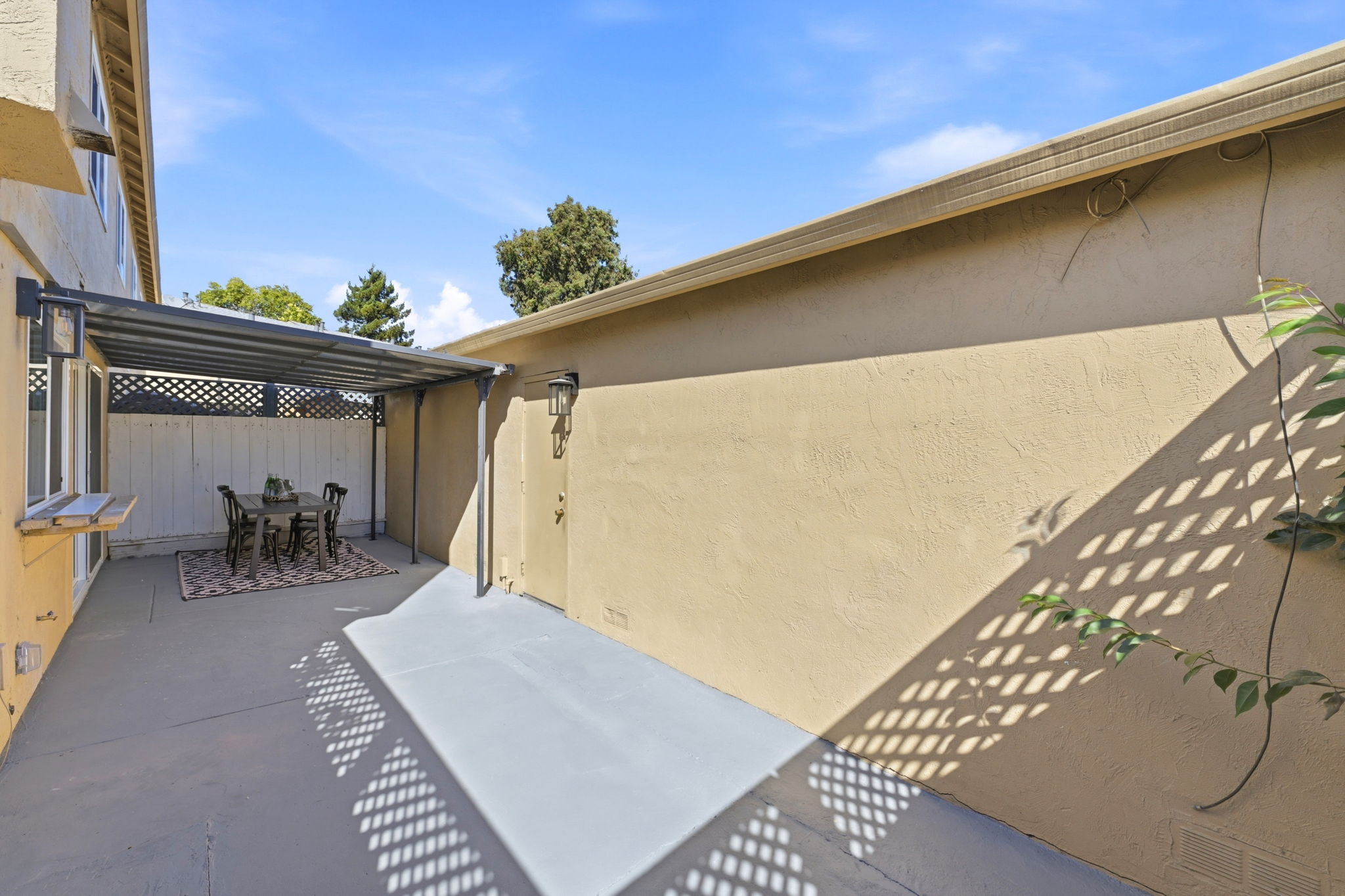 033_F8_4270 Solar Cir