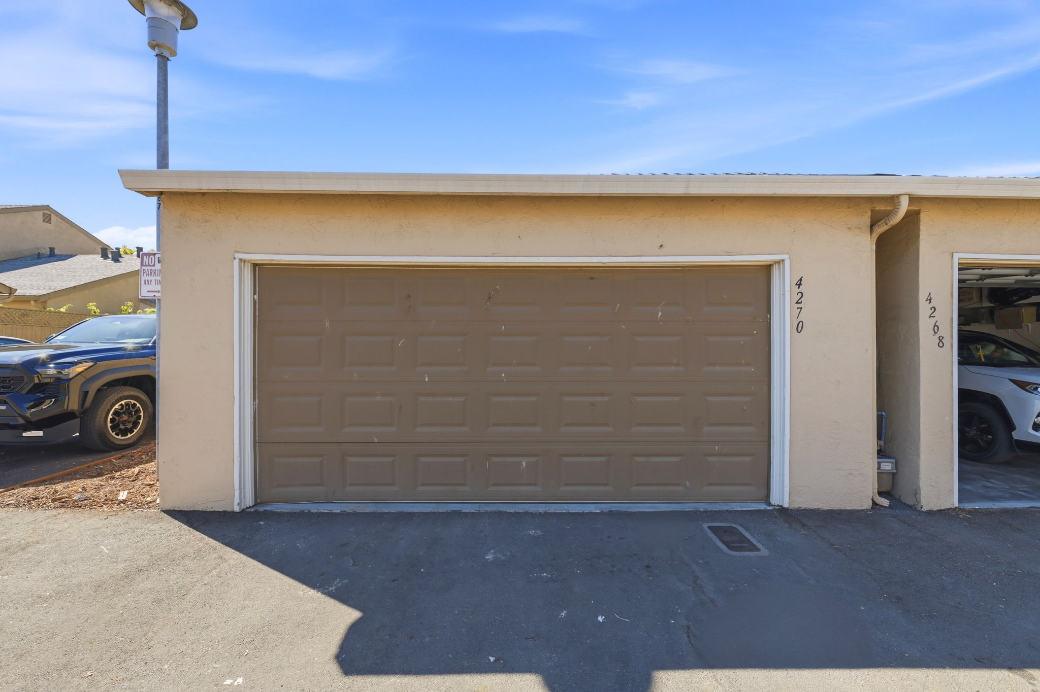 037_F8_4270 Solar Cir