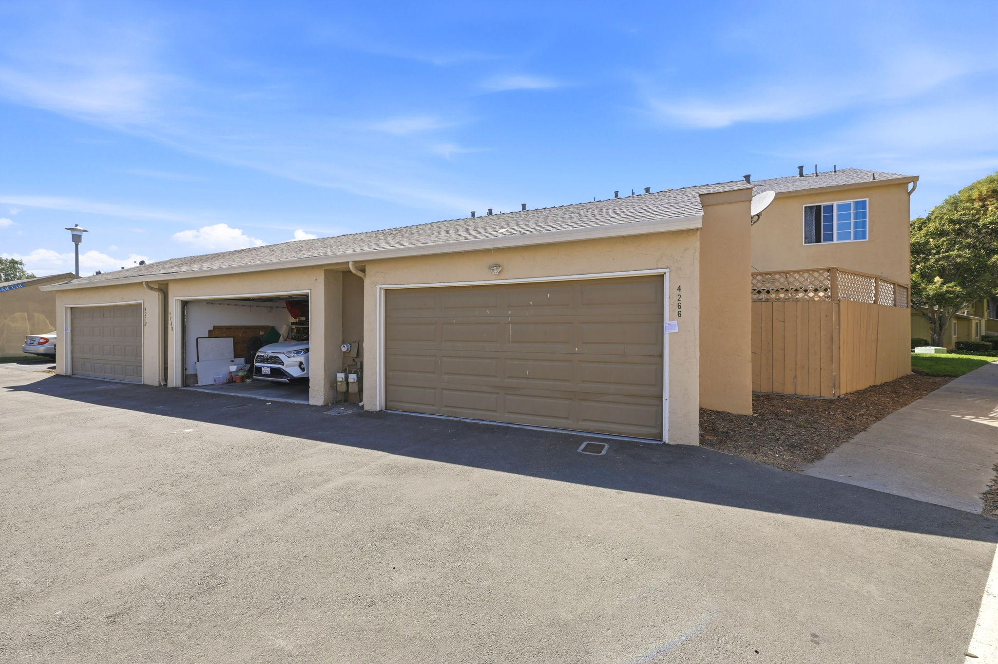 038_F8_4270 Solar Cir
