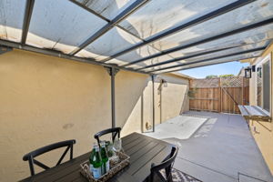 032_F8_4270 Solar Cir