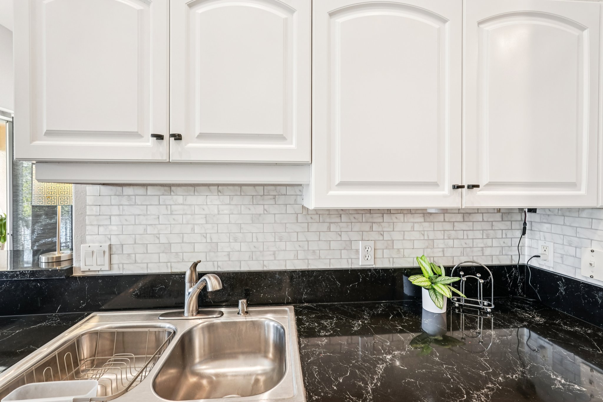 Vicenza Dr D40-S2003-014.jpg