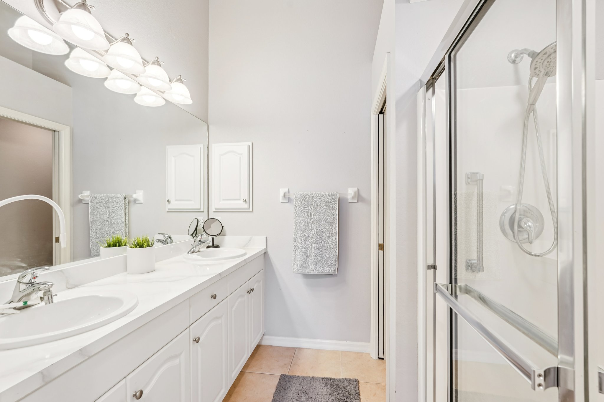 Vicenza Dr D40-S2003-022.jpg