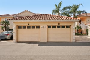 Vicenza Dr D40-S2003-001.jpg