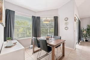 Vicenza Dr D40-S2003-011.jpg