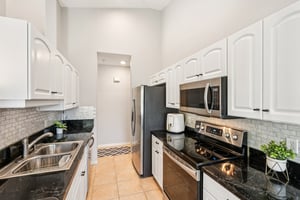 Vicenza Dr D40-S2003-012.jpg