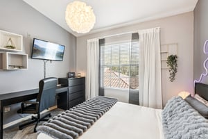 Vicenza Dr D40-S2003-016.jpg