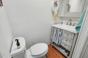 Photo 23
