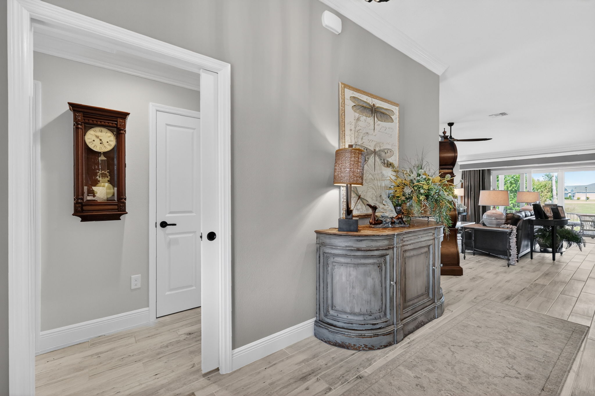 Foyer with POCKET Door to PRIVATE Guest Wing