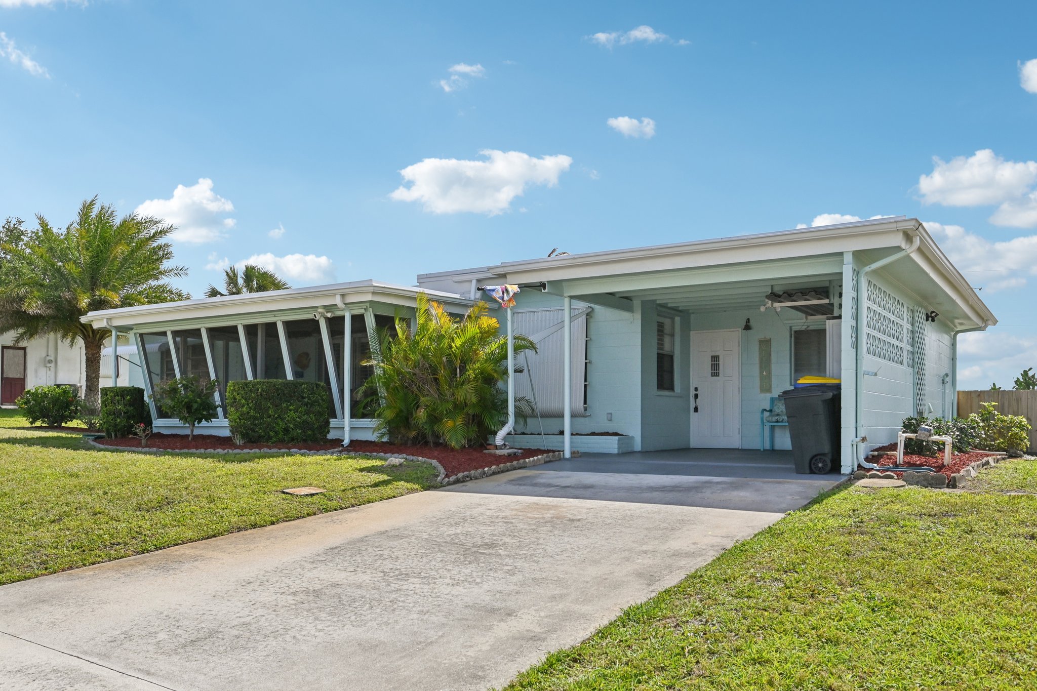 NE Skyline Dr-S1204-001.jpg