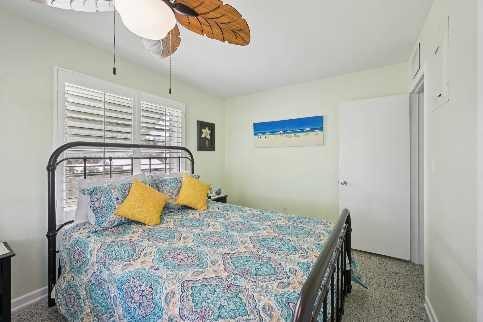 NE Skyline Dr-S1204-020.jpg