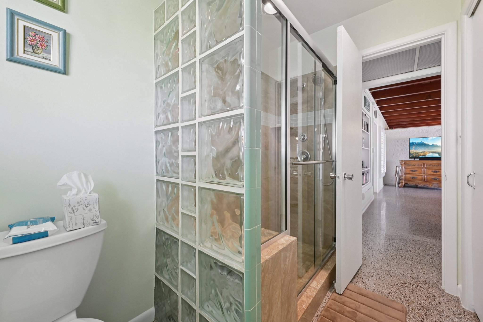 NE Skyline Dr-S1204-023.jpg