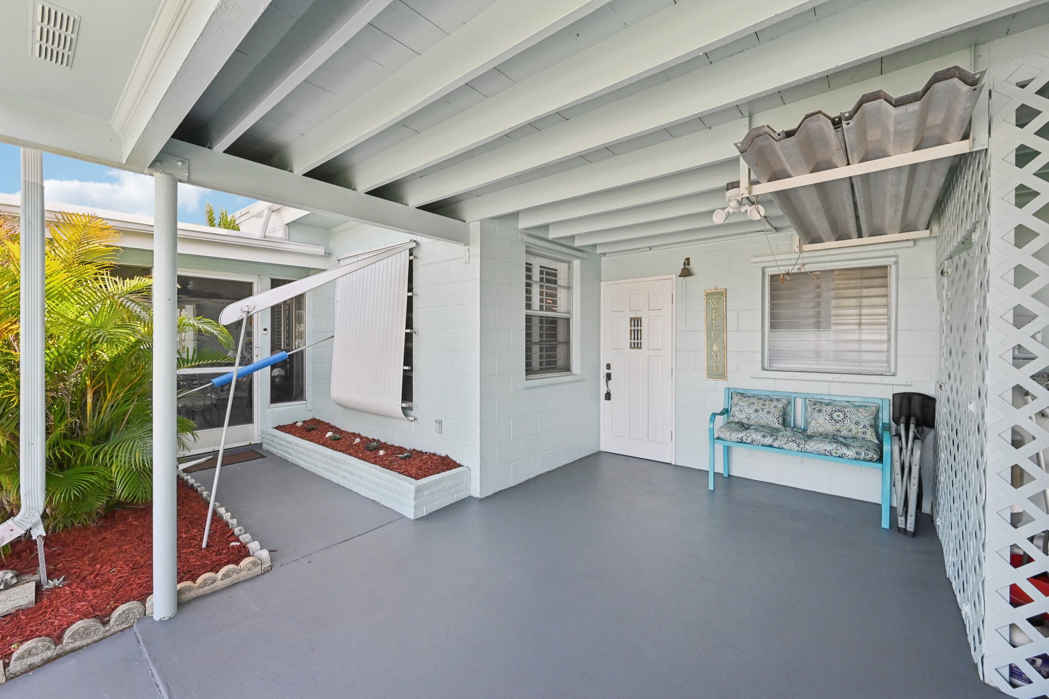 NE Skyline Dr-S1204-027.jpg