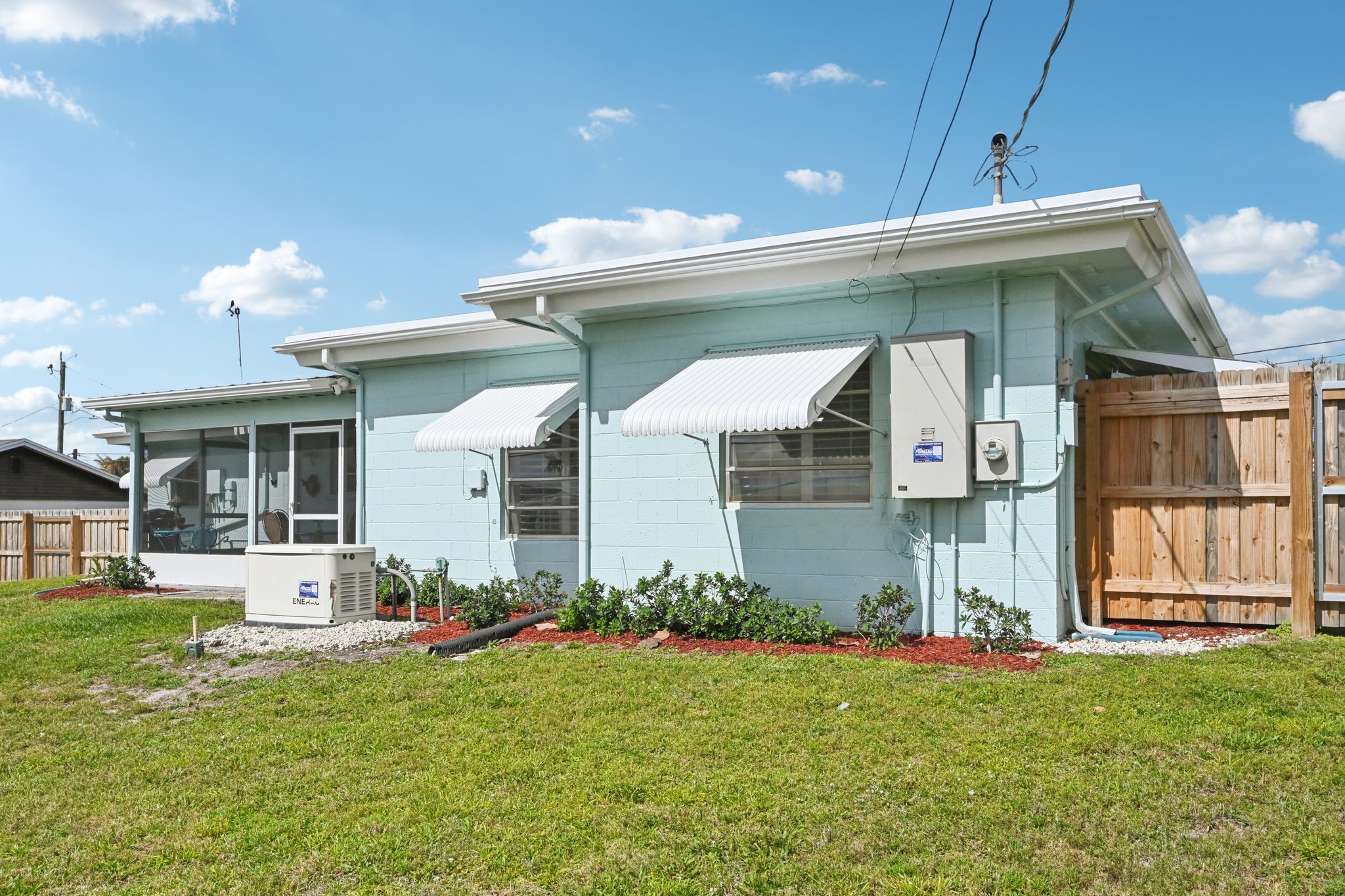 NE Skyline Dr-S1204-029.jpg