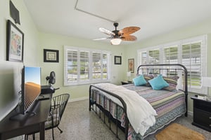 NE Skyline Dr-S1204-024.jpg