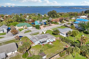 NE Skyline Dr-S1204-044.jpg