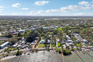 NE Skyline Dr-S1204-045.jpg