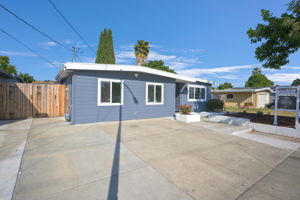  Photo 45