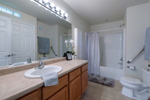  Photo 48