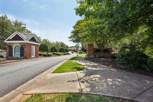 Brookes Walk-2208-906.jpg