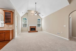 Brookes Walk-S2208-008.jpg