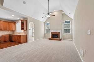 Brookes Walk-S2208-009.jpg