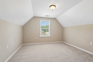 Brookes Walk-S2208-045.jpg