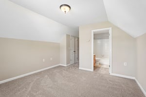 Brookes Walk-S2208-046.jpg