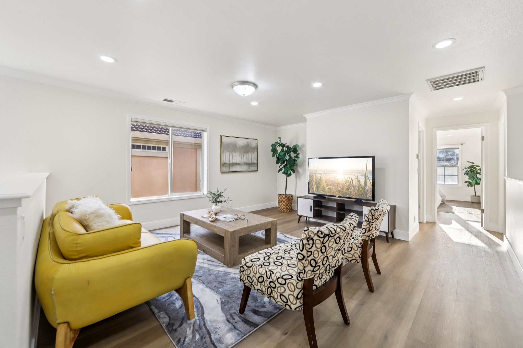 Fuchsia Ln-S2002-029.jpg